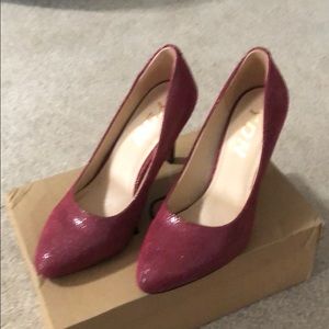 YDN Suede Wine Heel
